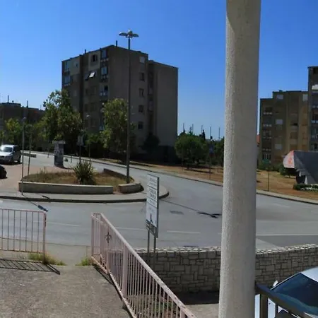 アパート Zen & Art